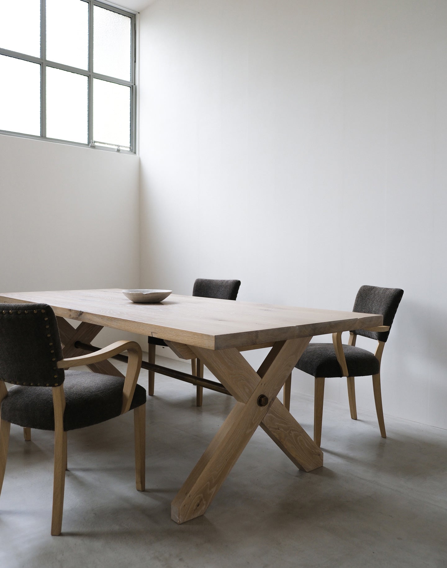 Paul Table—S.T,N.E.