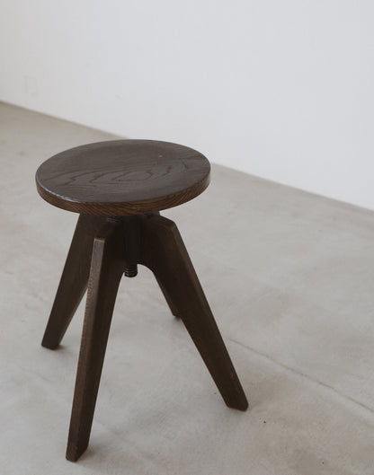 KT Stool—S.T,N.E.
