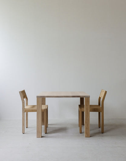 Still SR Table (W900)