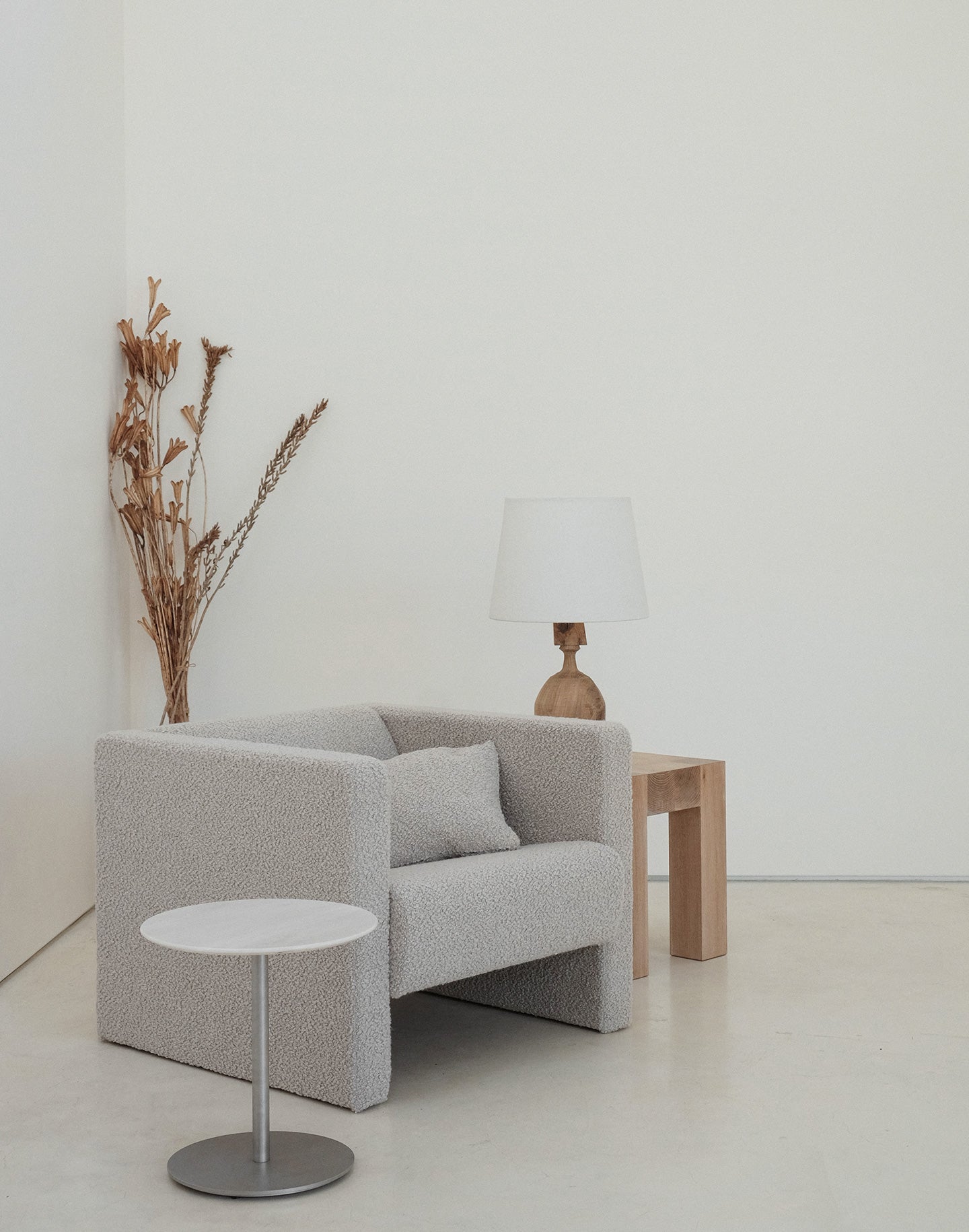 Chet Sofa