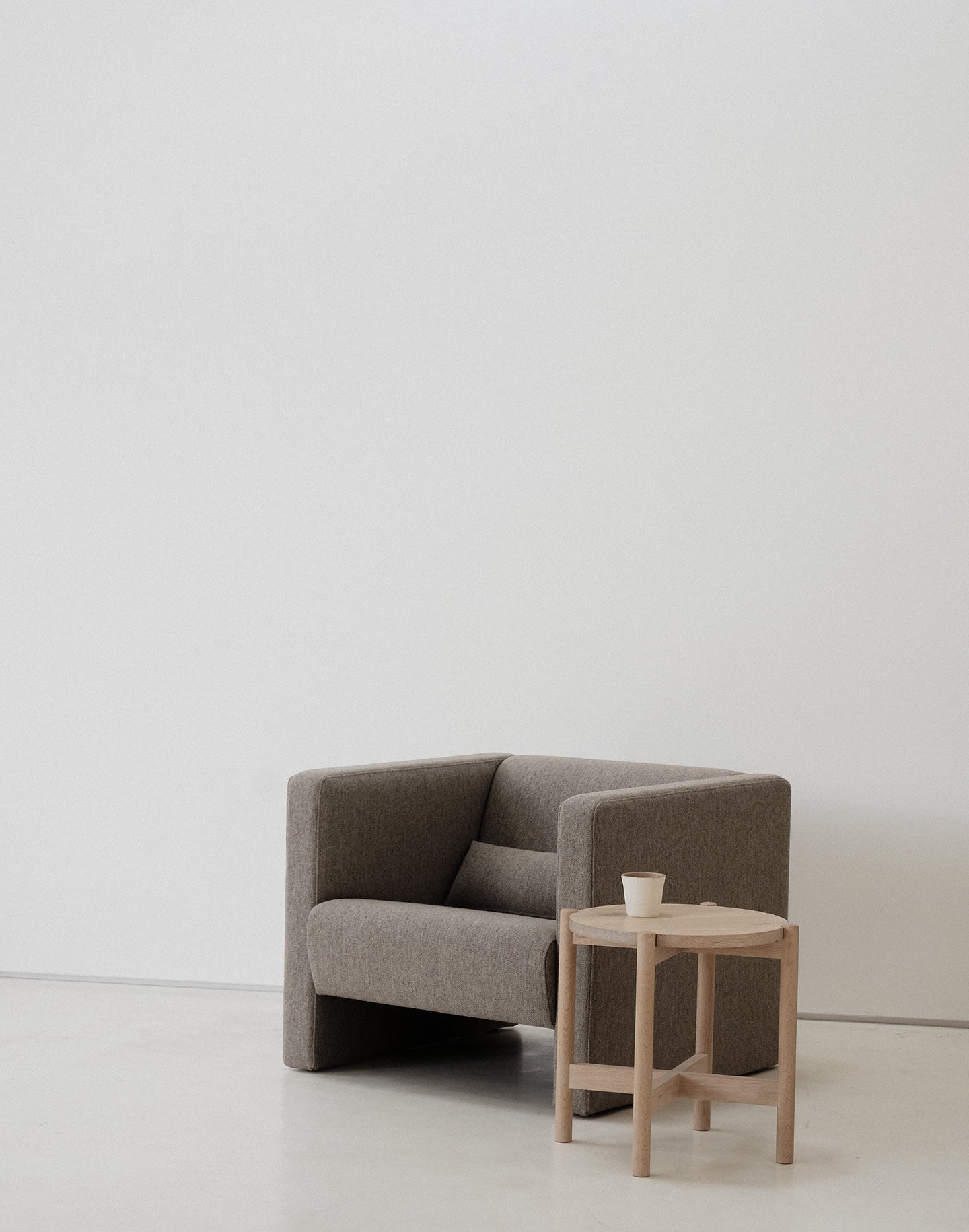 Chet Sofa