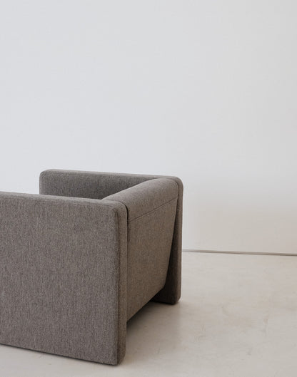 Chet Sofa