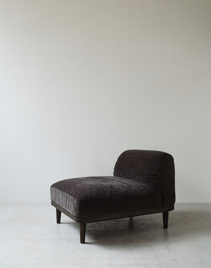 Morgan Sofa (700, 1-Seater)
