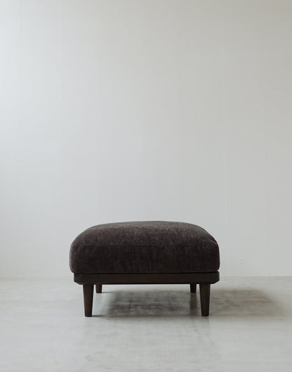 Morgan Sofa (700, Ottoman)