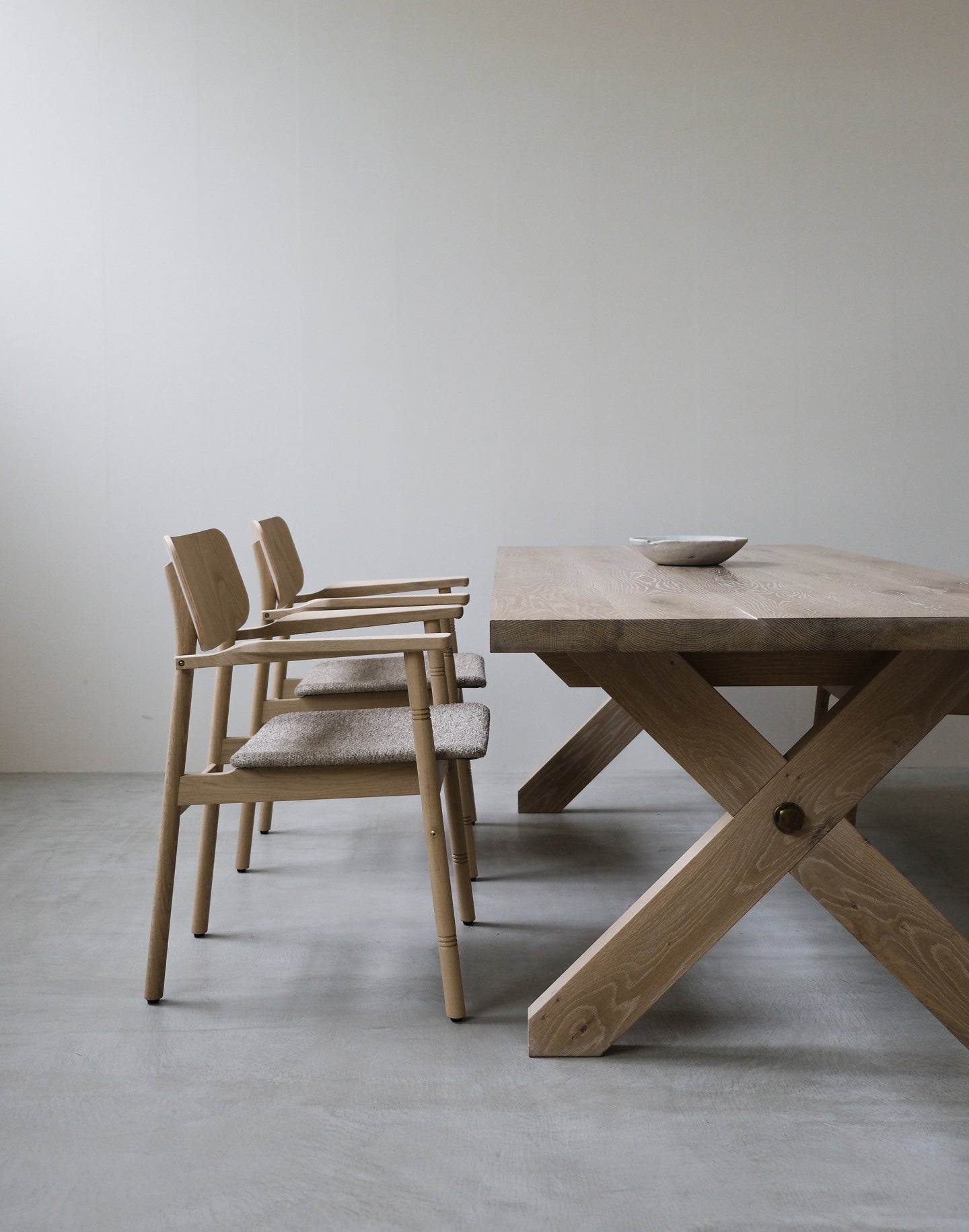 Paul Table—S.T,N.E.