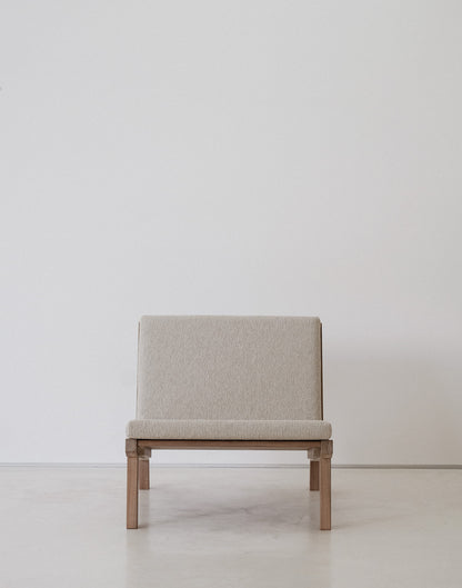 Tudor Lounge Chair ー Outdoor