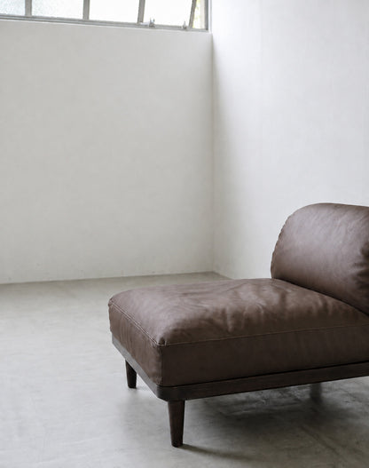 Morgan Sofa (700, 1-Seater)